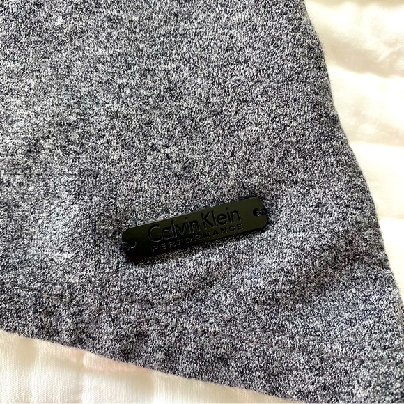 Calvin Klein Performance Tunic - Picture 4 of 6